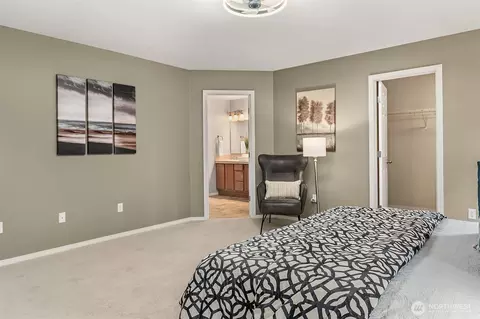 Bedroom - 23220 27th Dr SE, Bothell, WA 98021 photo 2 of 4
