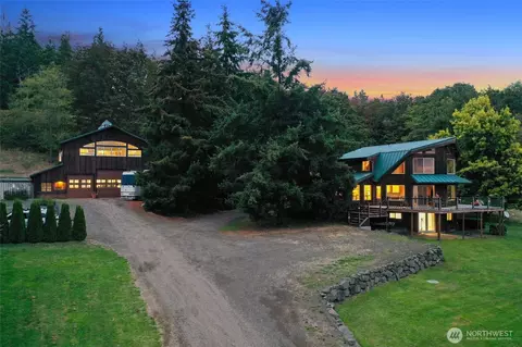 605 Shine Rd, Port Ludlow, WA 98365