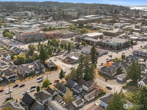 View/Area - 2407 Everett Ave, Everett, WA 98201 photo 3 of 10
