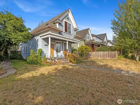 Exterior - 2407 Everett Ave, Everett, WA 98201 photo 2 of 6