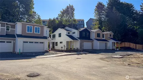 16841 Brickyard Rd #3A, Bothell, WA 98011