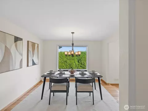 Dining - 5032 Narbeck Ave, Everett, WA 98203 photo 2 of 3