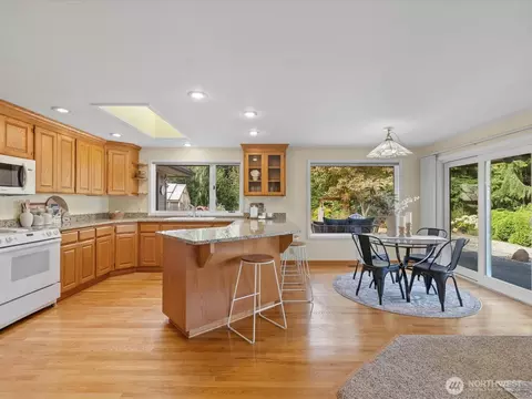 Kitchen - 5032 Narbeck Ave, Everett, WA 98203 photo 1 of 1