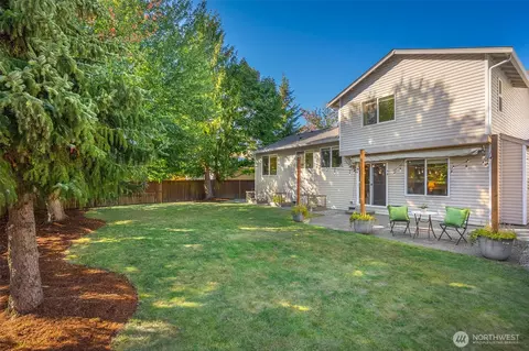 Exterior - 5022 146th St SE, Everett, WA 98208 photo 1 of 10