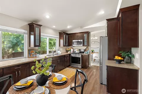 Kitchen - 5022 146th St SE, Everett, WA 98208 photo 2 of 2