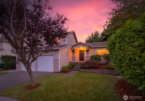 Exterior - 5022 146th St SE, Everett, WA 98208 photo 9 of 10