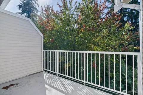 Exterior - 12105 NE 171st Pl #A302, Bothell, WA 98011 photo 2 of 5