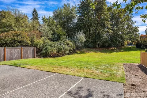 Exterior - 11825 NE 167th St, Bothell, WA 98011 photo 3 of 5