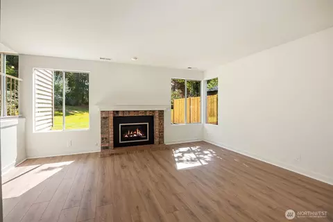 Living - 11825 NE 167th St, Bothell, WA 98011 photo 3 of 3