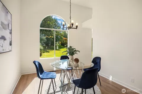 Dining - 11825 NE 167th St, Bothell, WA 98011 photo 1 of 2