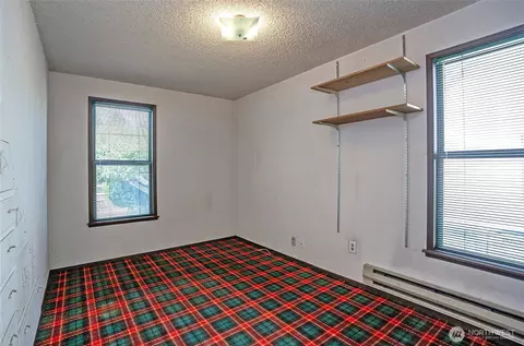 Bedroom - 2513 Cedar St, Everett, WA 98201 photo 3 of 10