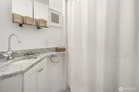 Bath - 1760 26th Ave E, Seattle, WA 98112 photo 3 of 3