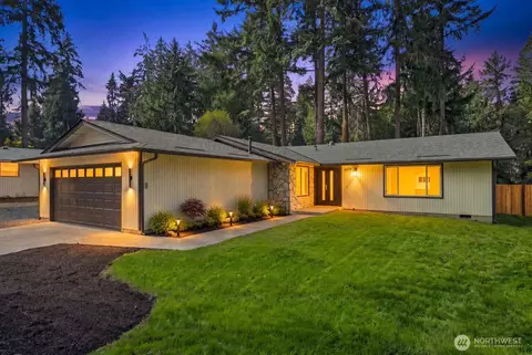 4201 Clearwater Dr SE, Lacey, WA 98503