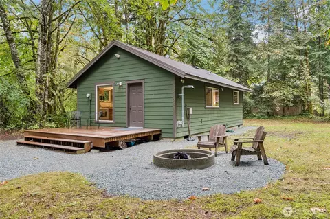 76106 NE 122nd St, Skykomish, WA 98288