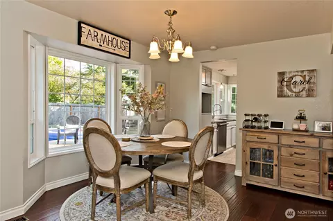 Dining - 2871 Initial Ave, Enumclaw, WA 98022 photo 1 of 1