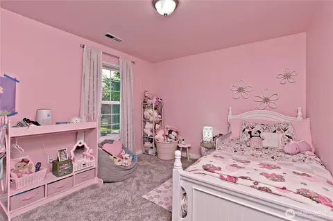 Bedroom - 2871 Initial Ave, Enumclaw, WA 98022 photo 3 of 3