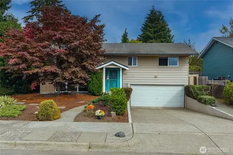 1561 S Macarthur St, Tacoma, WA 98465