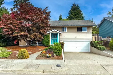 1561 S Macarthur St, Tacoma, WA 98465
