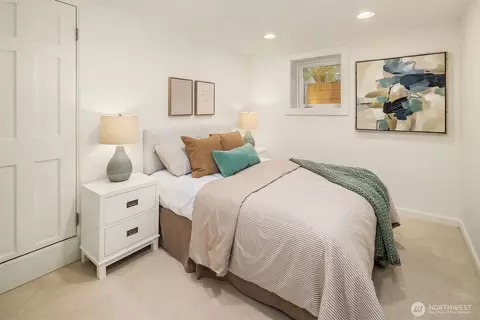 Bedroom - 1612 38th Ave E, Seattle, WA 98112 photo 5 of 5