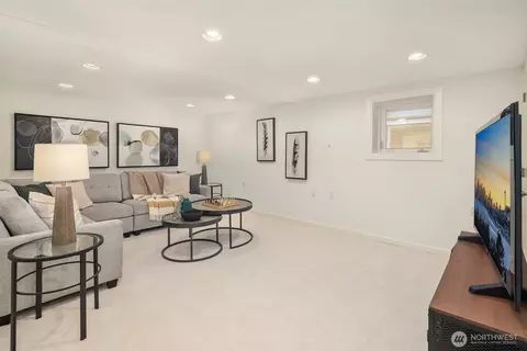 Other - 1612 38th Ave E, Seattle, WA 98112 photo 7 of 10
