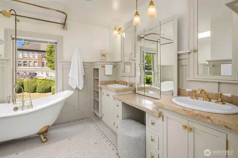 Bath - 1612 38th Ave E, Seattle, WA 98112 photo 3 of 3