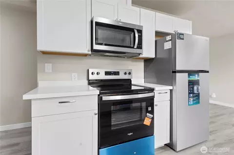 Kitchen - 117 176th St E, Spanaway, WA 98387 photo 1 of 5