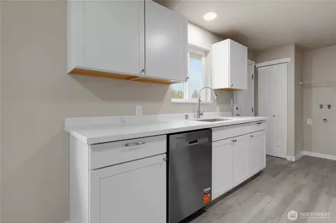 Kitchen - 117 176th St E, Spanaway, WA 98387 photo 5 of 5