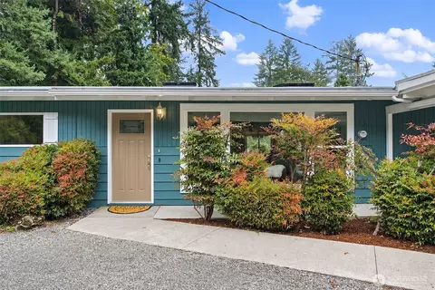 16318 SE Newport Way, Bellevue, WA 98006