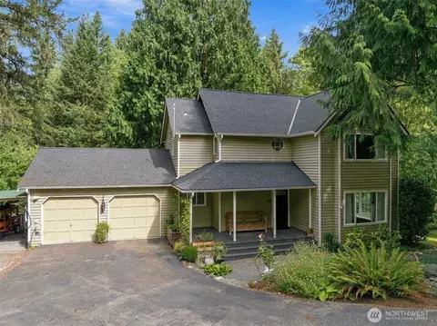 16732 NE 138th Ct, Woodinville, WA 98072