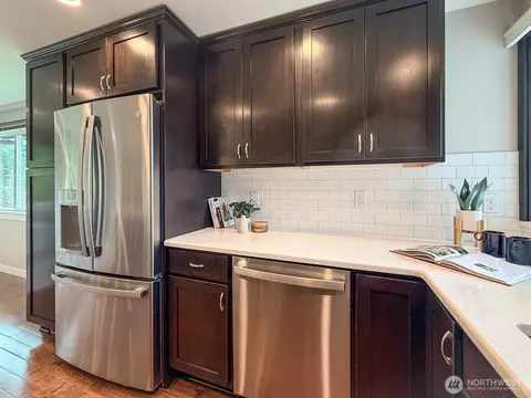 Kitchen - 15003 108th Pl NE, Bothell, WA 98011 photo 2 of 2
