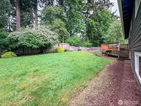 Exterior - 15003 108th Pl NE, Bothell, WA 98011 photo 7 of 8