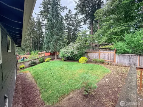 Exterior - 15003 108th Pl NE, Bothell, WA 98011 photo 6 of 8