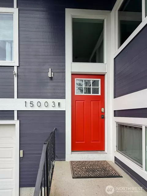 Entry Way - 15003 108th Pl NE, Bothell, WA 98011 photo 3 of 3
