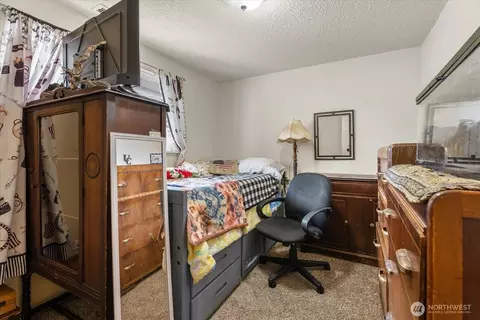 Bedroom - 19408 9th Ave E, Spanaway, WA 98387 photo 1 of 6