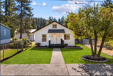 45511 SE 141st St, North Bend, WA 98045