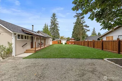 Exterior - 32308 E Rutherford St, Carnation, WA 98014 photo 1 of 12