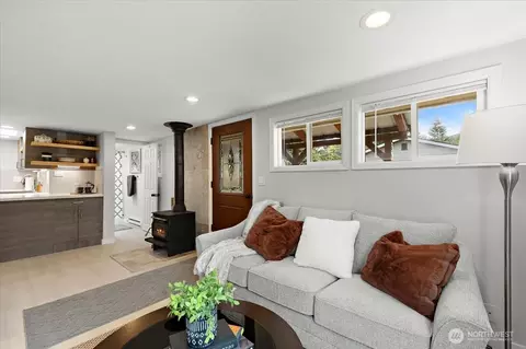 Living - 32308 E Rutherford St, Carnation, WA 98014 photo 5 of 6