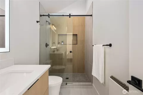 Bath - 724 N 89th St, Seattle, WA 98103 photo 4 of 4