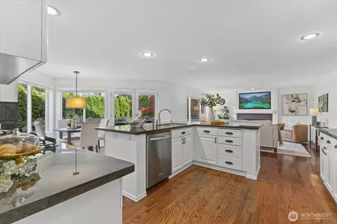 Kitchen - 15505 33rd Ave SE, Mill Creek, WA 98012 photo 1 of 4