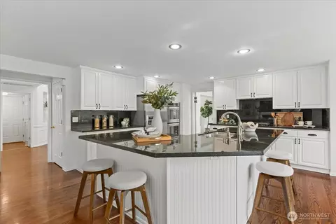 Kitchen - 15505 33rd Ave SE, Mill Creek, WA 98012 photo 3 of 4