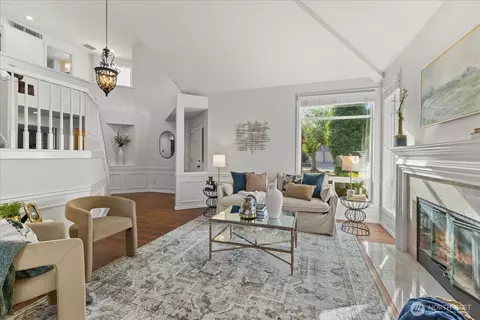 Living - 15505 33rd Ave SE, Mill Creek, WA 98012 photo 3 of 4