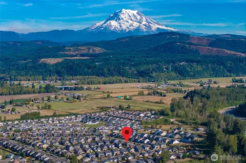 View/Area - 415 Buell St SW, Orting, WA 98360 photo 2 of 7