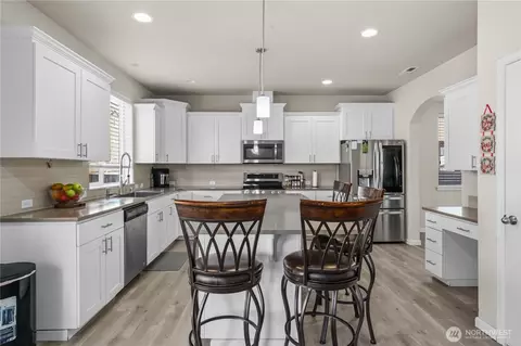 Kitchen - 415 Buell St SW, Orting, WA 98360 photo 3 of 3