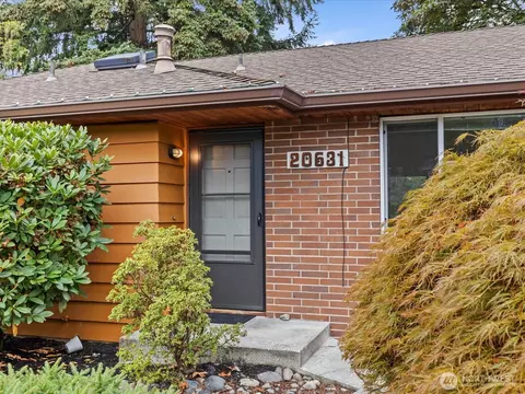 20631 120th Ave SE, Kent, WA 98031