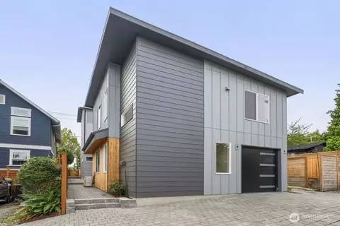 5042 35th Ave NE, Seattle, WA 98105