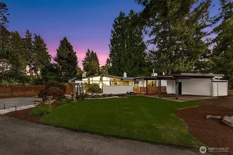 25657 Marine View Dr S, Des Moines, WA 98198