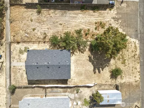 View/Area - 424 S 7th Ave, Walla Walla, WA 99362 photo 1 of 2