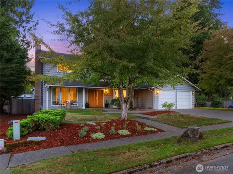 5528 173rd Pl SW, Lynnwood, WA 98037