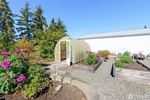 Exterior - 70 El Rio Ln, Sequim, WA 98382 photo 6 of 7