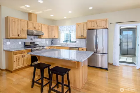 Kitchen - 70 El Rio Ln, Sequim, WA 98382 photo 1 of 1